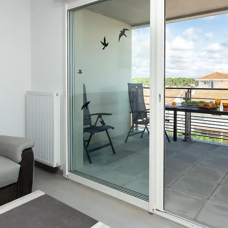 Apartment Superbe Neuf A Deux Pas De La Avec Balcon Et Parking Prive A - Fr-1-239-387