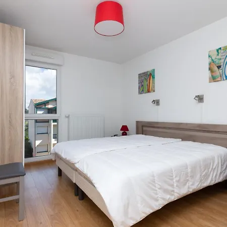 Apartment Superbe Neuf A Deux Pas De La Avec Balcon Et Parking Prive A - Fr-1-239-387